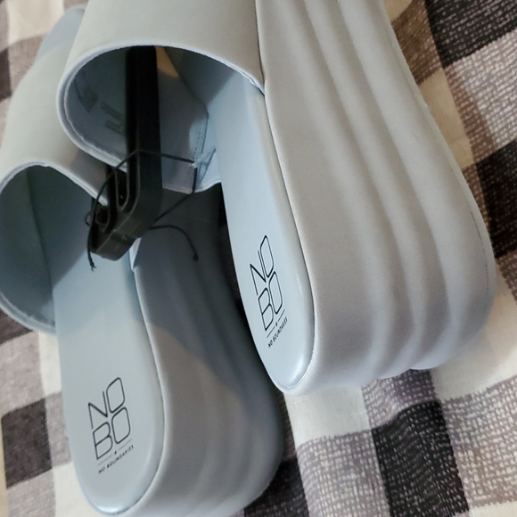 Women's Flatform Wedge Sandals - Picture 13 of 17